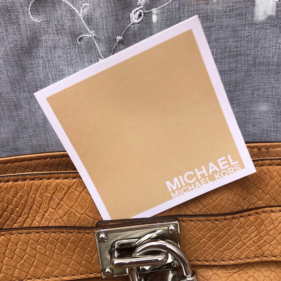 Michael Kors Leather Hamilton Style Matte Python - Picture 7 of 8